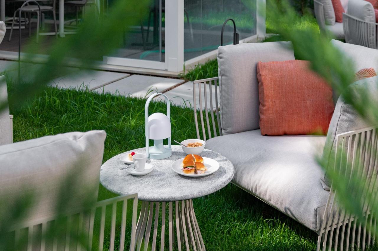Boutique Hotel Martini 17 Mailand Exterior foto