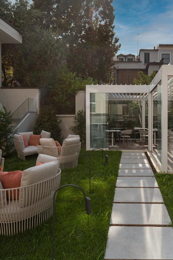 Boutique Hotel Martini 17 Mailand Exterior foto
